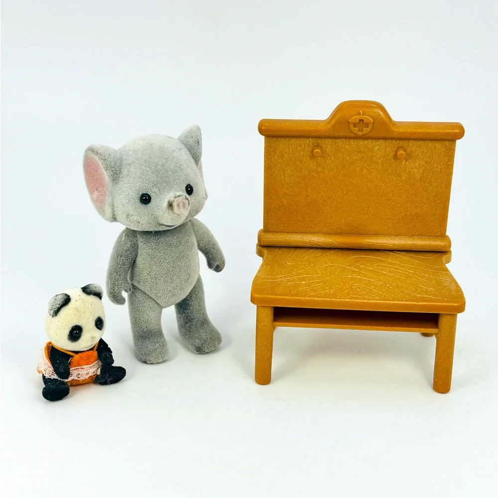 Calico Critters Elephant Baby Panda Bear Desk Lot Of 3 Pieces READ DESCRIPTION!